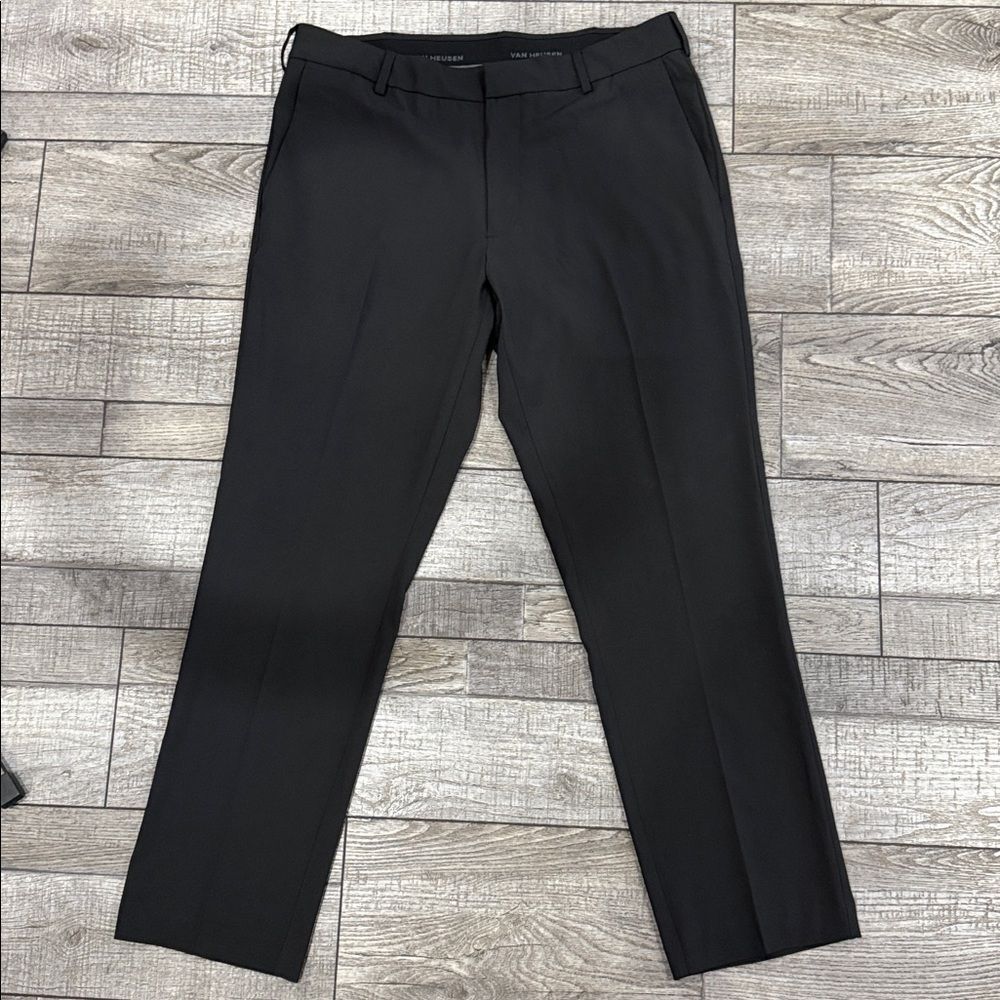Van Heusen Black Slim Fit  33X30 Pants